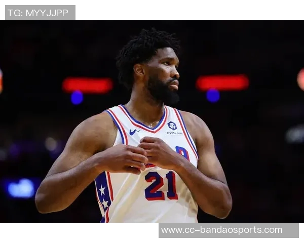 76人客场挑战雄鹿恩比德因伤缺阵马克西有望出战助力球队