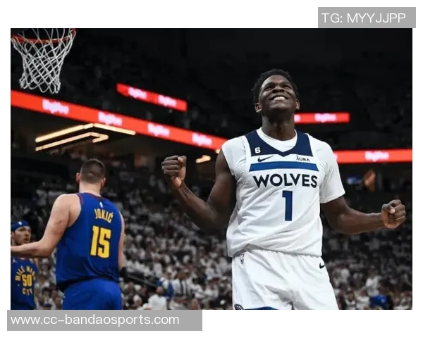 华子24岁前已创下19次40分记录现役24岁以下球员仅有9次追赶艰难