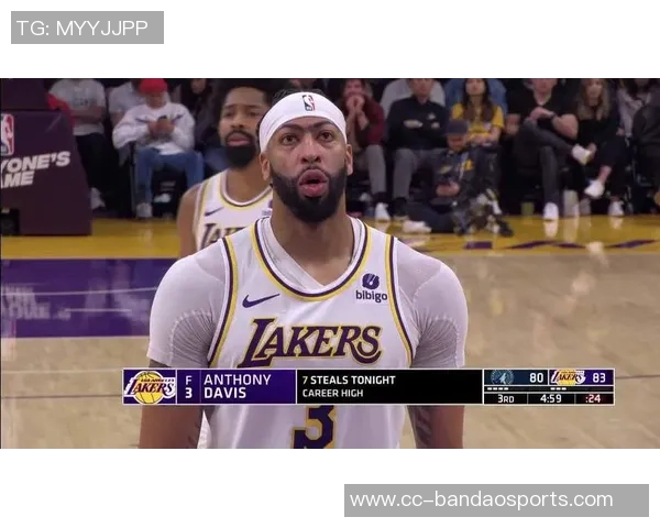 浓眉半场表现亮眼12投6中罚球全中助力球队争胜