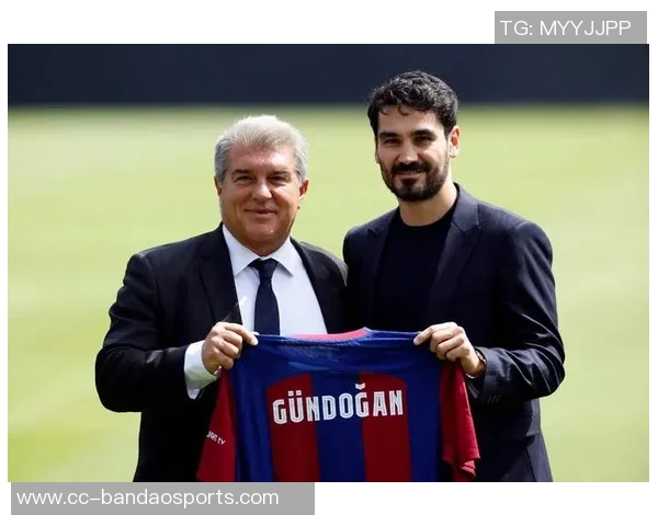 巴黎与巴萨接触激活德罗解约金条款达成四年半合同协议